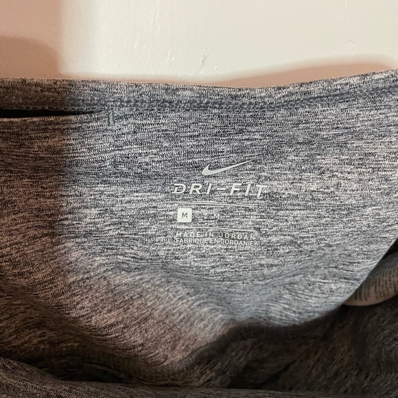 Nike Dri-Fit Grey Leggings - Medium - Picture 3 of 4